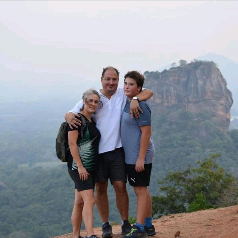 Amron Resort Sigiriya Quarto foto